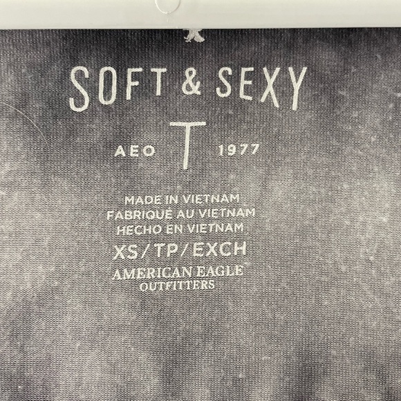 American Eagle soft and sexy crisscross tee - Picture 3 of 3